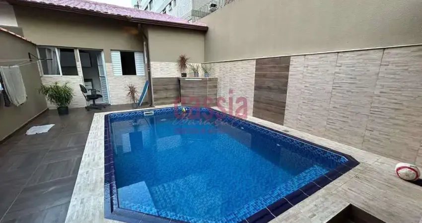 Casa com 3 quartos, Guilhermina, Praia Grande - R$ 860 mil, Cod: 4754
