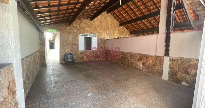 Casa com 3 quartos, Guilhermina, Praia Grande - R$ 750 mil, Cod: 4963