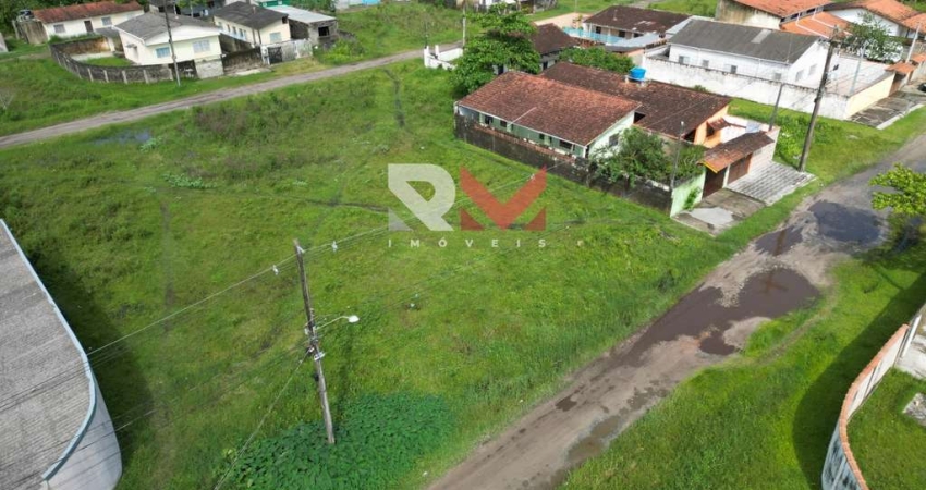 Excelente lote escriturado de 322,60 metros quadrados á 200 metros da pista em Itanhaém/SP.