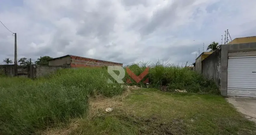 Terreno lado praia para geminadas no bairro Grandesp em Itanhaém/SP.