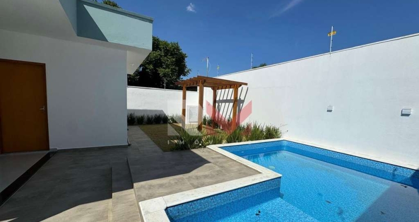 Casa nova com piscina no bairro Santa Julia na cidade de Itanhaém/SP