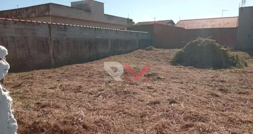 Terreno apenas 400 metros da praia no bairro Balneário Beatriz na cidade de Itanhaém/SP