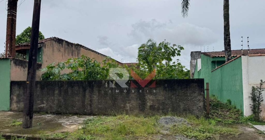 Terreno murado apenas 450 metros do mar em boa localização na cidade de Itanhaém bairro Jamaica