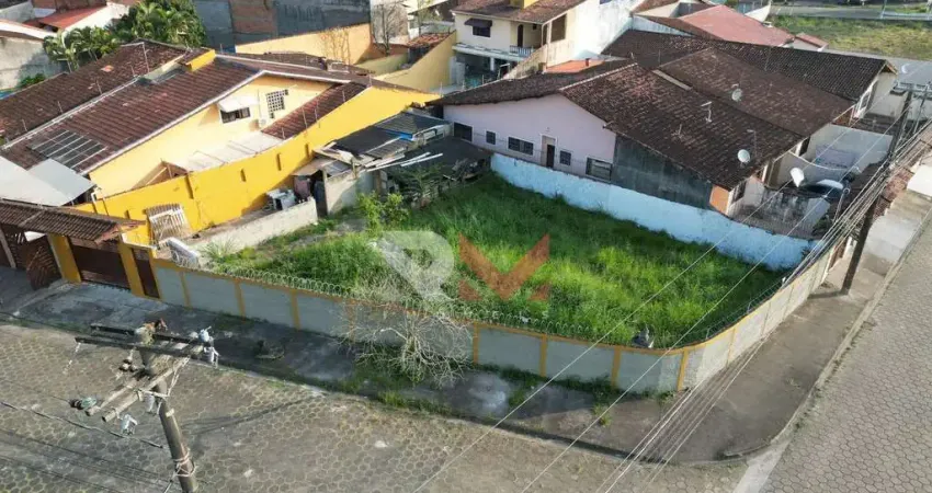 Terreno murado e aterrado 450 metros do mar no Verde Mar em Itanhaém/SP