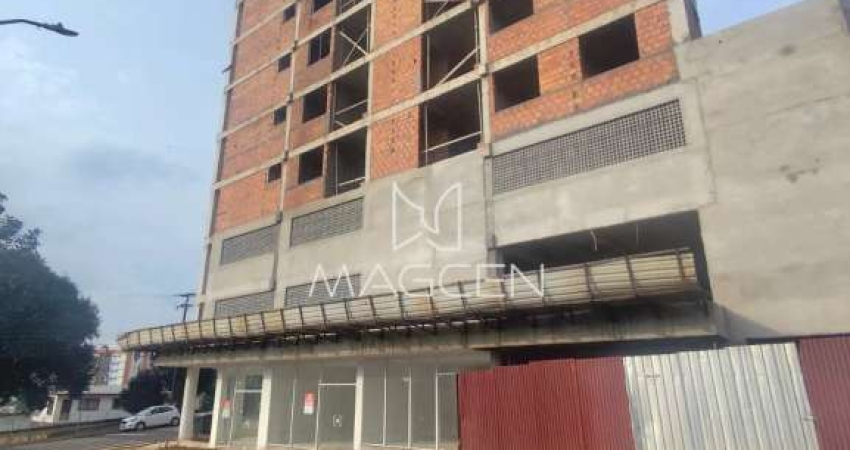 Sala comercial térrea de esquina perto do Grêmio - AP453