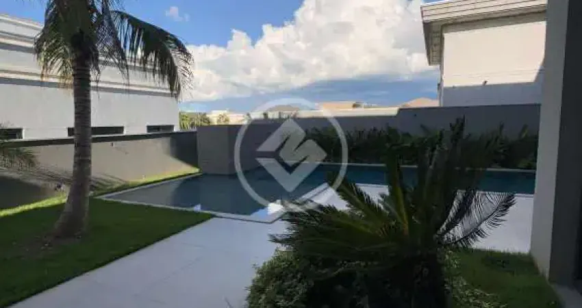 Mansão de luxo no supremo italia, projeto assinado pela ilana santiago, acabamento todo no porto belo, 4 suítes sendo uma master com closet e sacada com vista pra piscina, com elevador. codigo: 106929