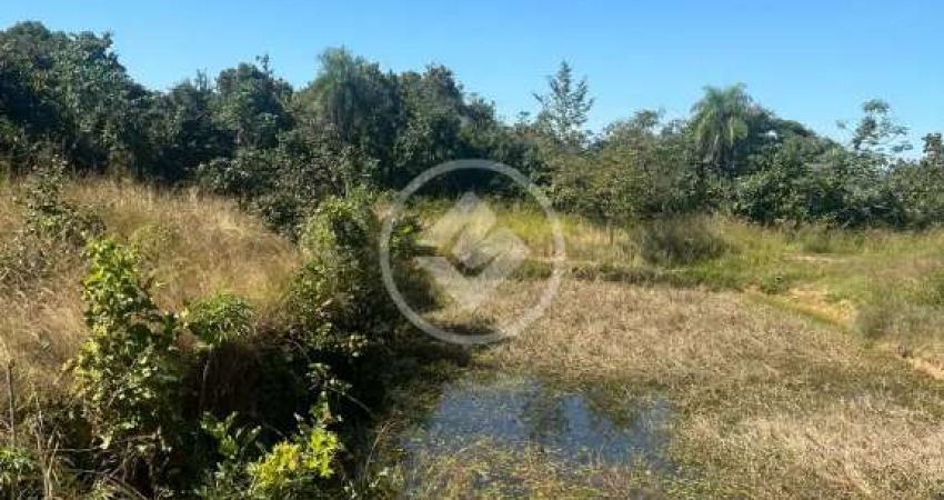 Vende-se uma chácara no assentamento santa Teresa em Poconé codigo: 126908