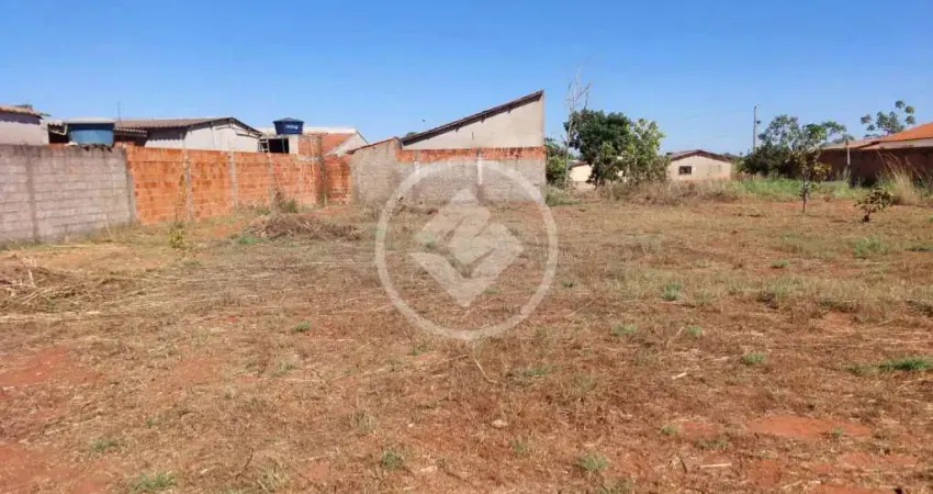 Vende-se dois terrenos no bairro petrópolis - 24x60 - 720m² - ótima localização - ao lado da av. chapéu do sol - várzea grande - mt - valor: r$ 135.000,00 codigo: 98110