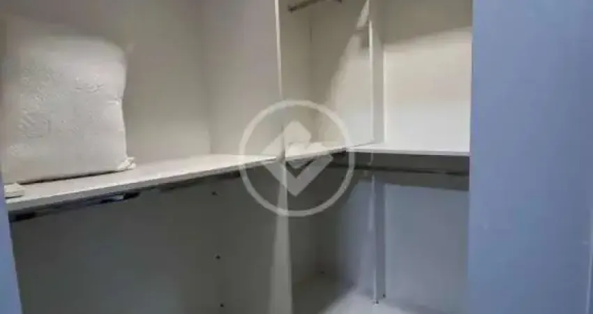 Casa no condomínio malibu residence pra venda ou locação, toda mobiliada próximo ao centro politico, 3 suítes, quintal amplo. codigo: 149357