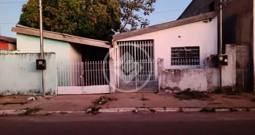 Vende-se 3 casas em área de 300 m² no bairro parque do lago - 3 peças cada - várzea grande (mt) - valor: r$ 192.600,00 codigo: 78868