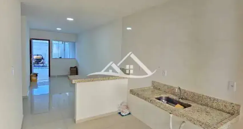 Casa à venda no bairro Praia de Carapebus - Serra/ES