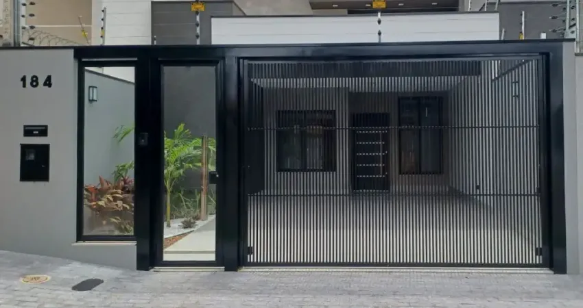 Casa com 3 quartos à venda no Jardim Imperial, Maringá 