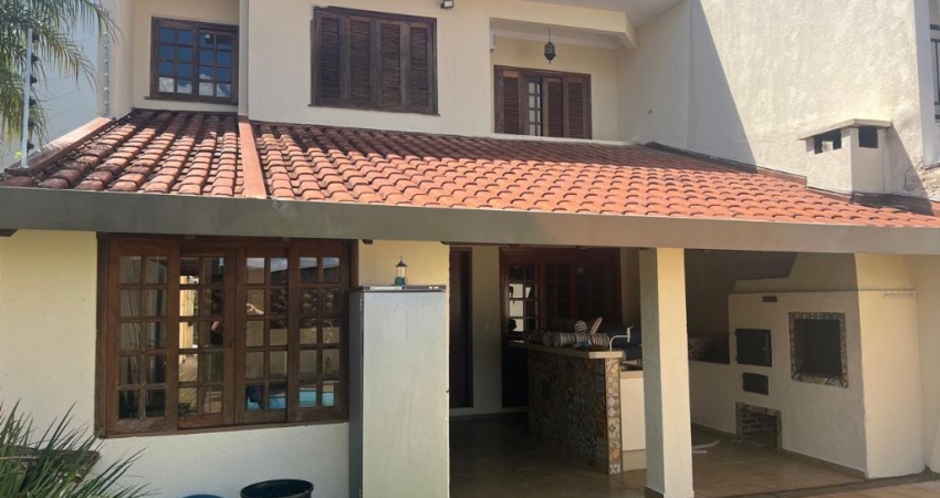 Casa com 4 quartos à venda no Jardim Iguaçu, Maringá 