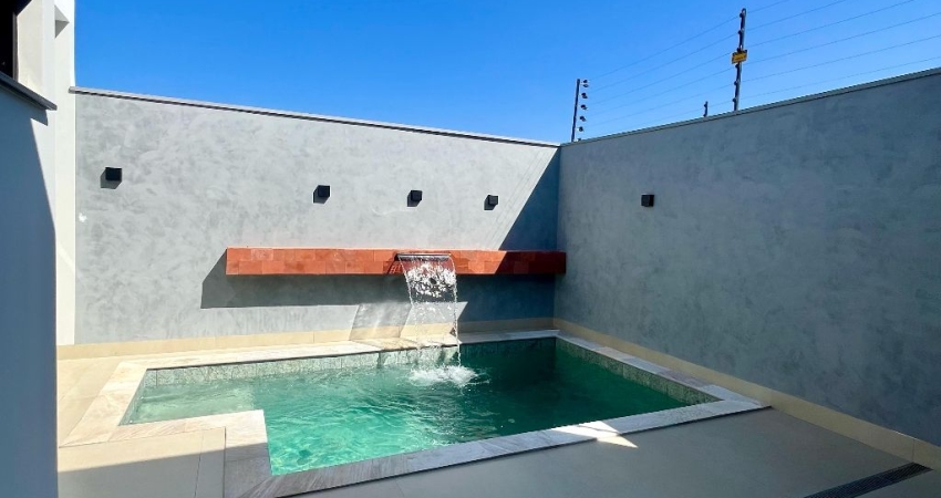 Casa Nova- 3 qtos (2 suítes) Piscina, Ótimo, acabamento