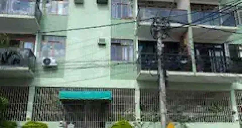 Alugo , costa do sol, apto com 2 qtos, 2 banheiros, area de serv, coz. planejada, gar, macaé/rj