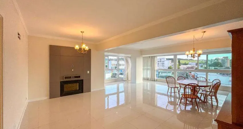 Apartamento à venda em Estância Velha, Centro, com 3 quartos, com 157.38 m²