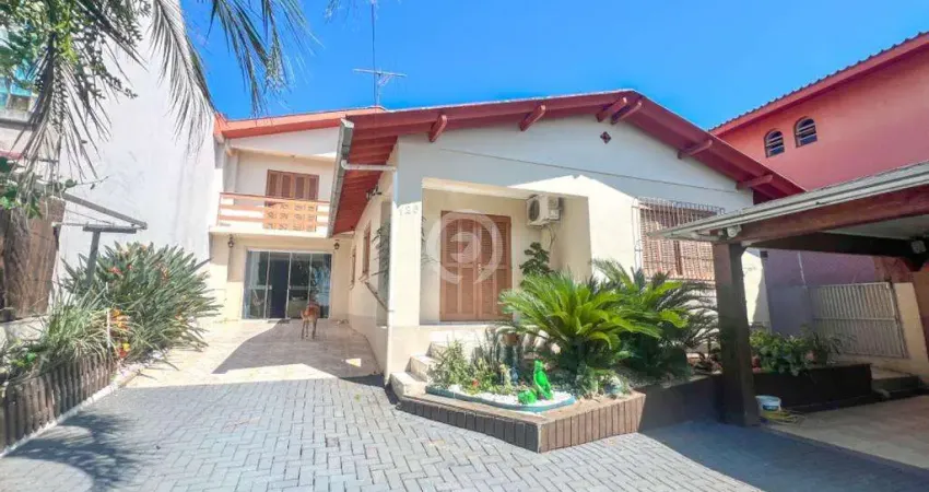 Casa à venda em Novo Hamburgo, Ideal, com 3 quartos, com 230 m²