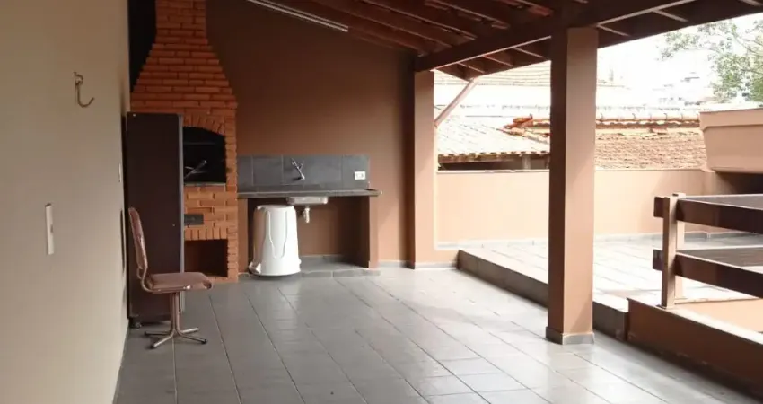 Lindo sobrado no Bairro Campestre