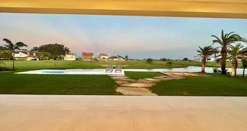 Casa em condomínio fechado com 5 quartos à venda na Rua Estrada do mar, Centro, Xangri-Lá