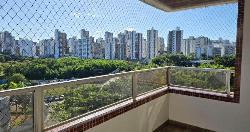 Excelente  apartamento no Itaigara , 4 quartos de 210 m2