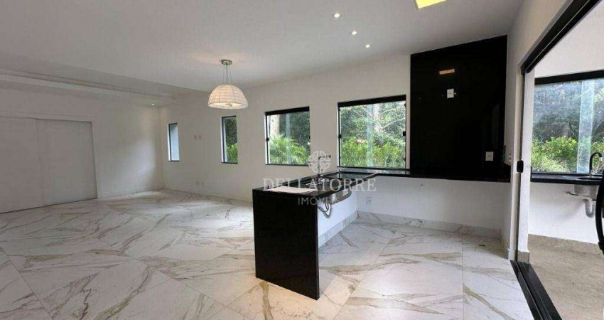 Casa com 3 dormitórios à venda, 179 m² por R$ 1.100.000,00 - Green Valley - Teresópolis/RJ