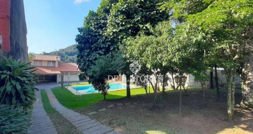 Casa com 3 quartos para alugar, 200 m² por r$ 5.707/mês - araras - teresópolis/rj