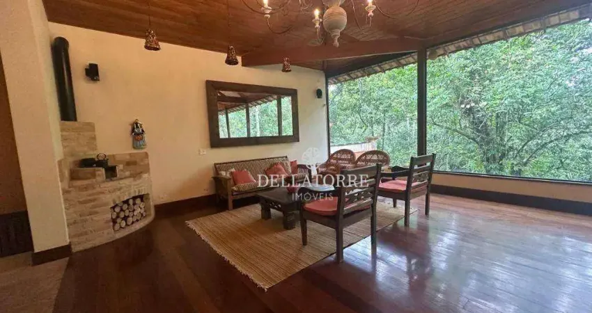 Casa com 4 suítes para alugar, 243 m² por R$ 10.000/mês - Serra - Teresópolis/RJ