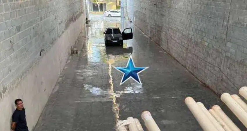Galpão para alugar, 340 m² por R$ 9.500/mês - Quitaúna - Osasco/SP