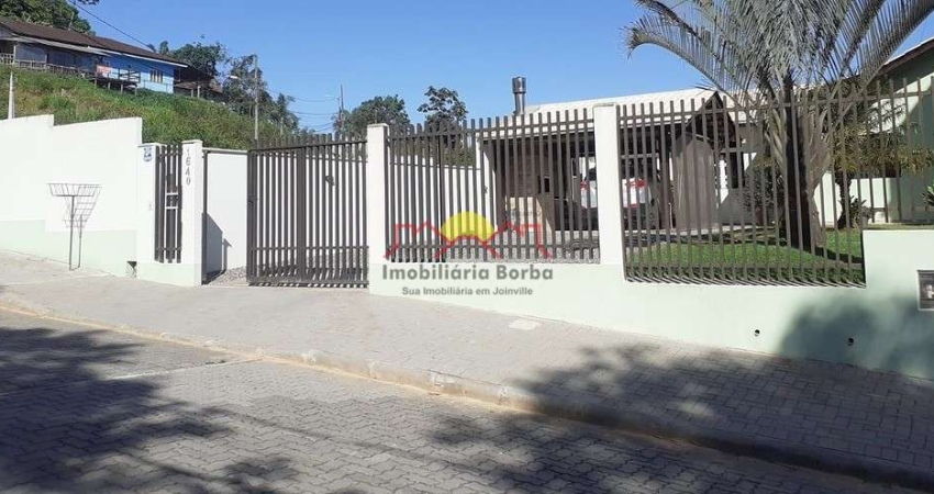 Casa com 02 Quartos e Área de Festa no Guanabara