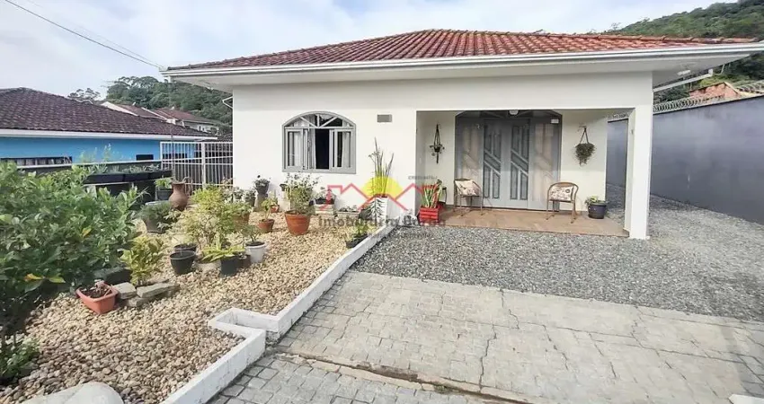 Casa com 3 quartos à venda no Boehmerwald, Joinville 