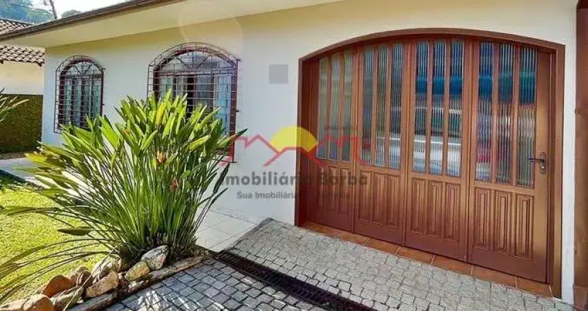 Casa com 3 quartos à venda no Petrópolis, Joinville 