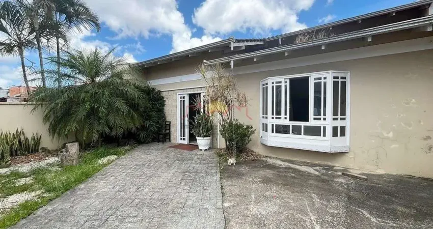 Casa com 3 quartos à venda no Petrópolis, Joinville