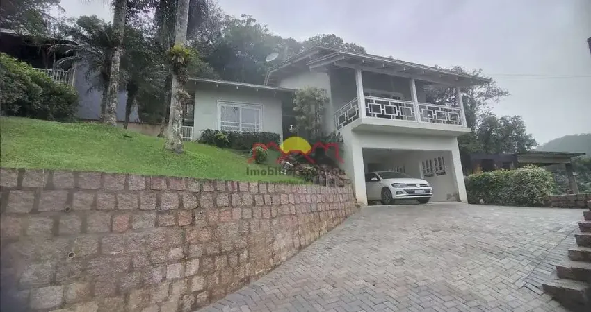 Casa com 3 quartos à venda na Vila Nova, Joinville 
