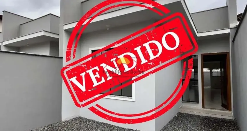 Casa com 2 quartos à venda no Morro do Meio, Joinville 