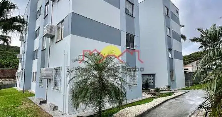 Apartamento com 3 quartos para alugar no Iririú, Joinville 