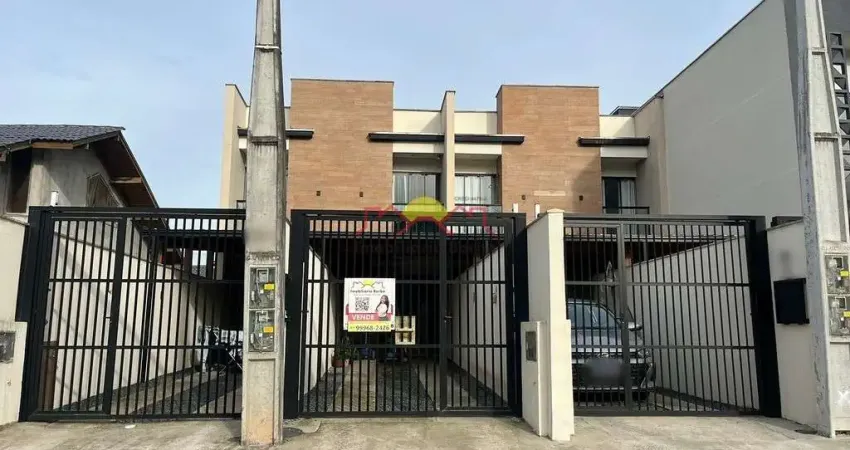 Sobrado Geminado com 02 Suítes em Pirabeiraba