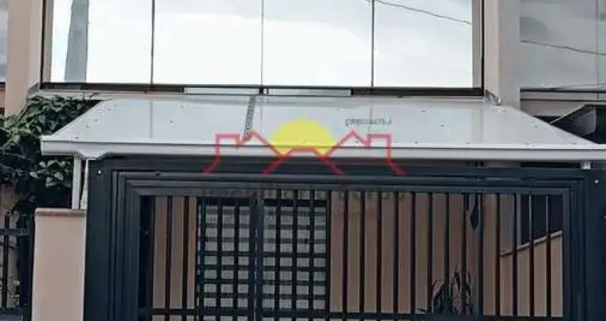Sobrado Geminado com 03 Dormitórios e Sacada