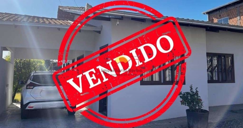 Casa 3 quartos amplo terreno Joinville