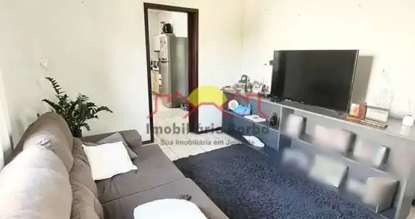 Casa com Suíte e Amplo Terreno