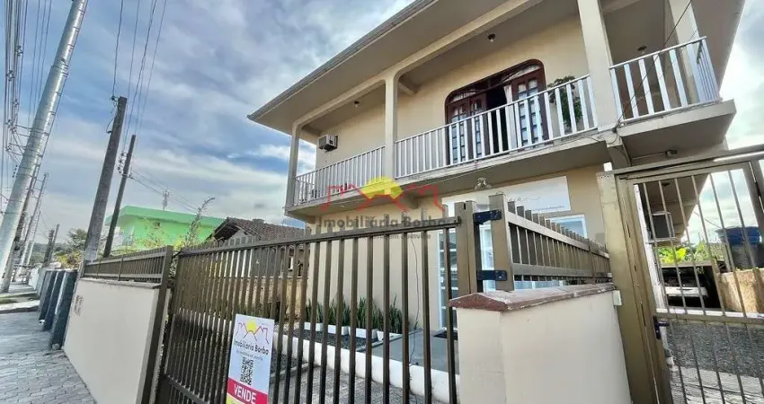 Casa com 6 quartos à venda no Paranaguamirim, Joinville 