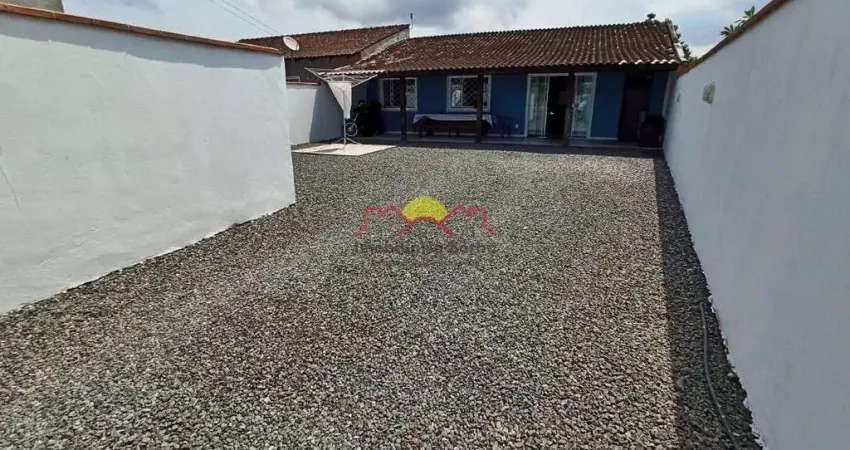 Casa com 4 quartos à venda no Adhemar Garcia, Joinville