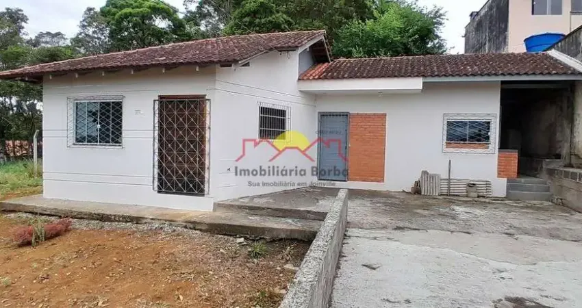 Casa com 3 quartos para alugar no João Costa, Joinville