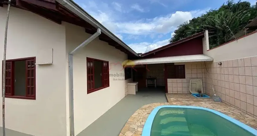 Casa com 3 quartos à venda no Petrópolis, Joinville