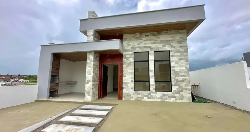 Casa em Condomínio Fechado com 3 dormitórios sendo 1 suíte em Marechal Deodoro - 100m²