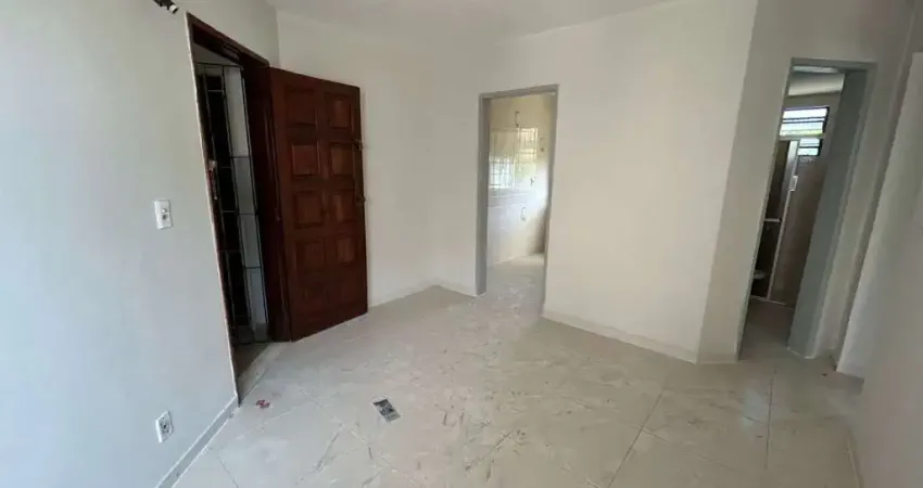 Apartamento com 44m² de 2 quartos, localizado na Serraria.