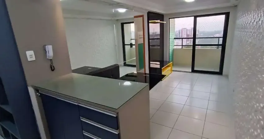 Apartamento com 3 dormitórios sendo 1 suíte no Barro Duro - 57m²