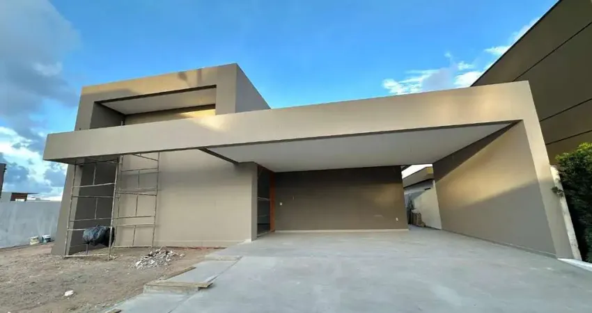 Casa em Condomínio fechado com 3 dormitórios sendo 1 suíte + DCE em Marechal Deodoro - 450m²