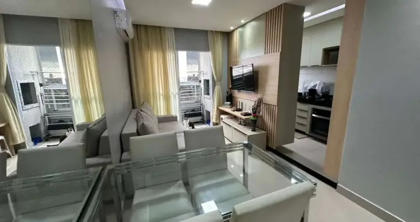 Apartamento com 2 quartos sendo 1 suíte no bairro de Cruz das Almas - 55m²
