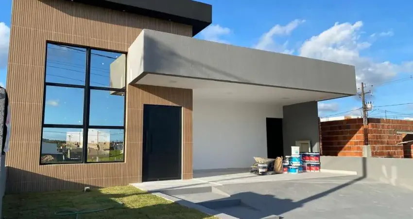 Casa em condomínio fechado com 3 dormitórios sendo 1 suíte e 1 reversível - 110m²