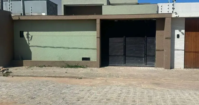 Casa com 3 dormitórios sendo 1 suíte em marechal deodoro - 225m²